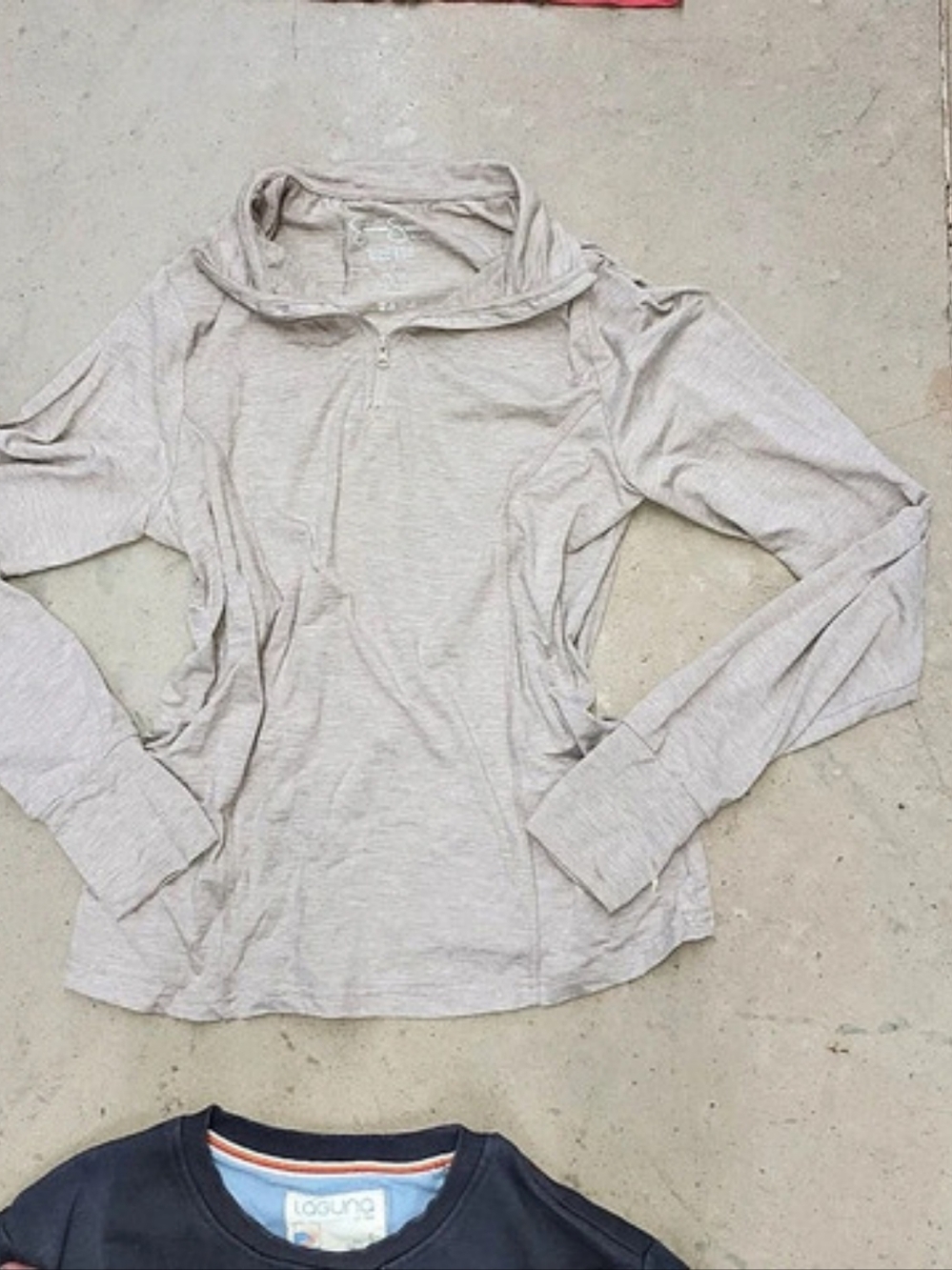 Jessica Simpson Gray Zip-Up Long Sleeve Top
